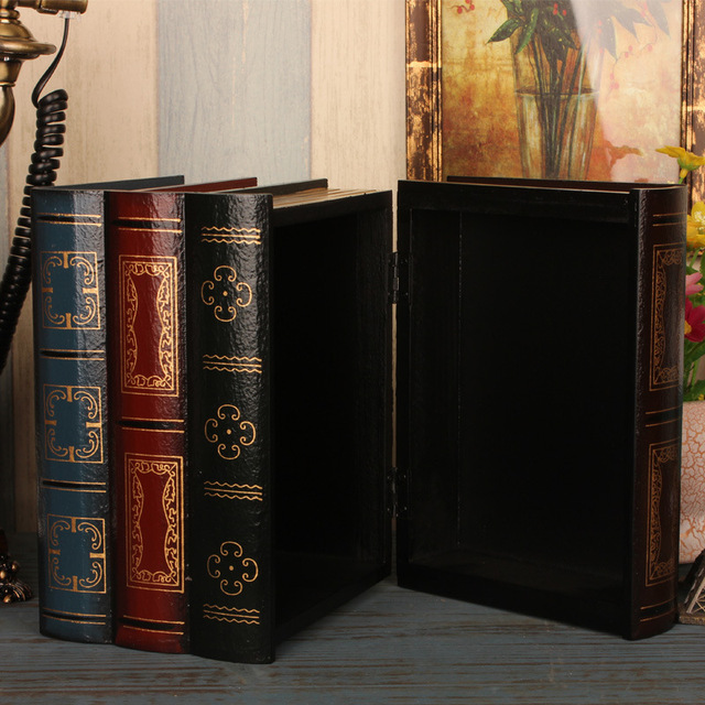 Dekoracyjne retro biurkowe rekwizyty: Schowek europejski w kształcie symulowanej książki do fotografii - Wianko - 1