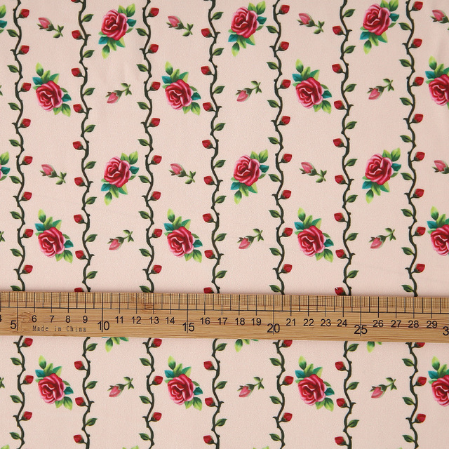 Kwiatowa poliestrowa tkanina o szerokości 147 cm - markowa, modna tkanina na sukienki - Wianko - 3
