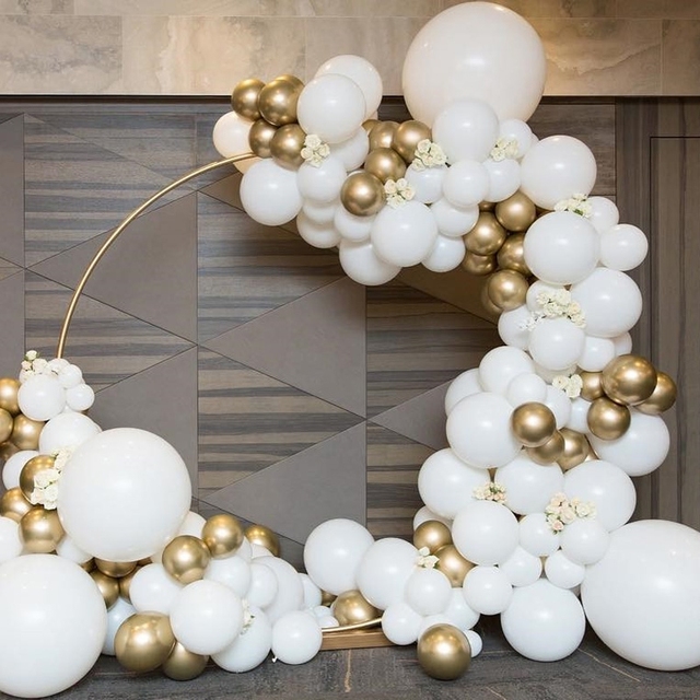 Zestaw 106 matowych, białych, złotych i metalicznych balonów garland arch na baby shower, wesele oraz urodziny - idealna dekoracja dla dzieci - Wianko - 1