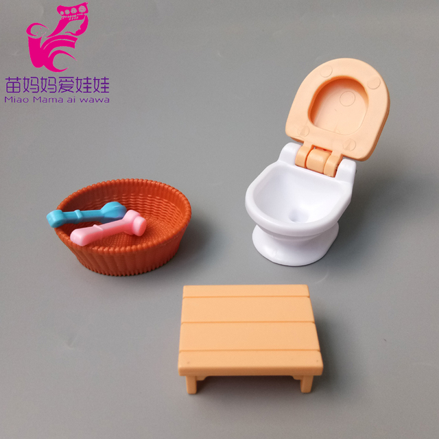 Domek dla lalek z miniaturowym jedzeniem, zabawą i meblami oraz kieszenią na akcesoria do toalety i umywalką - Wianko - 65