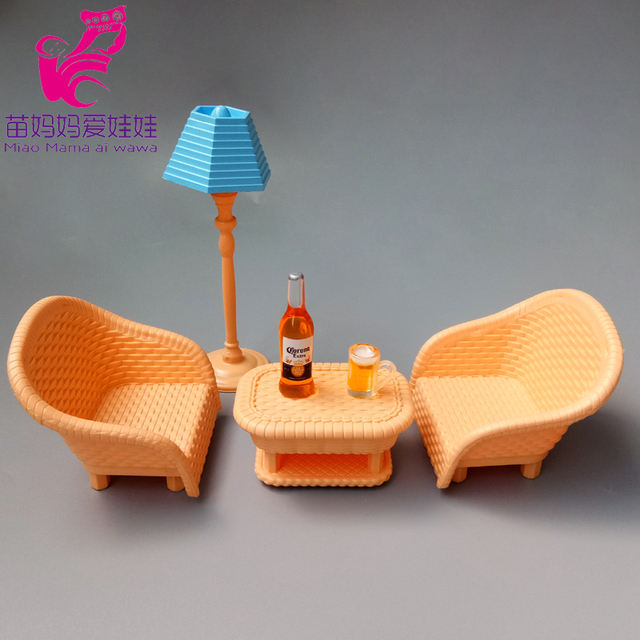 Domek dla lalek z miniaturowym jedzeniem, zabawą i meblami oraz kieszenią na akcesoria do toalety i umywalką - Wianko - 28