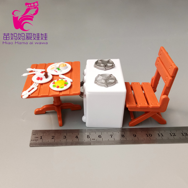 Domek dla lalek z miniaturowym jedzeniem, zabawą i meblami oraz kieszenią na akcesoria do toalety i umywalką - Wianko - 7