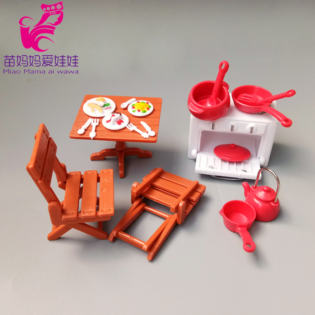 Domek dla lalek z miniaturowym jedzeniem, zabawą i meblami oraz kieszenią na akcesoria do toalety i umywalką - Wianko - 3