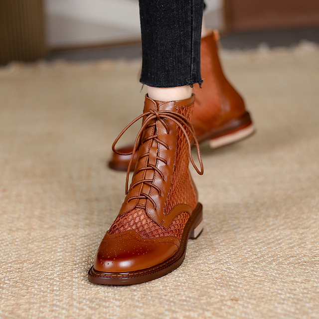 Nowe letnie damskie buty do kostki Hollow - oryginalny model z siatką Martin w brytyjskim stylu, wykonane ze skóry - gruby obcas, mesh - Wianko - 24