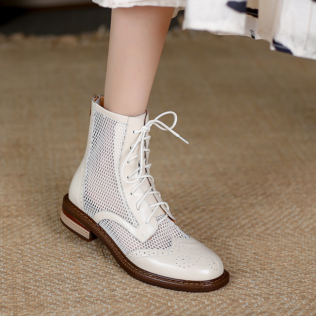 Nowe letnie damskie buty do kostki Hollow - oryginalny model z siatką Martin w brytyjskim stylu, wykonane ze skóry - gruby obcas, mesh - Wianko - 10
