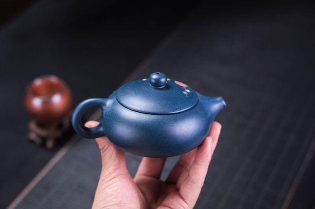 Yixing czajniczek z ręcznie formowanej purpurowej gliny - Kung Fu dzbanek do herbaty płaski garnek Xishi - Wianko - 7