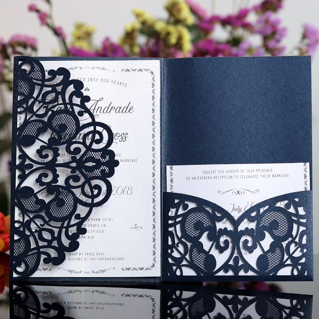 10 eleganckich kartek zaproszeń ślubnych w niebiesko-białym kolorze, laserowo wycinanych, z życzeniami i opcją RSVP - dostosuj je do swojego biznesu! - Wianko - 3