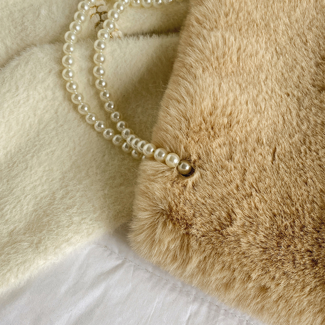 Furry luksusowa torebka futerkowa na ramię z rączkami i perłami dla kobiet 2021 zima - Wianko - 44
