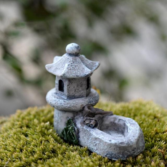 Tytuł: Figurka miniaturowego ogrodzenia wieży z żywicy do dekoracji domowej w stylu bajkowego ogrodu - Wianko - 5