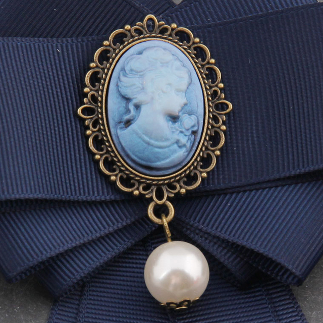 Elegancka broszka Vintage Queen Cameo z wstążką w kształcie kokardki dla kobiet - czarna perła na broszce do stanika lub płaszcza - Wianko - 18