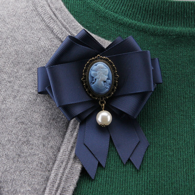 Elegancka broszka Vintage Queen Cameo z wstążką w kształcie kokardki dla kobiet - czarna perła na broszce do stanika lub płaszcza - Wianko - 12