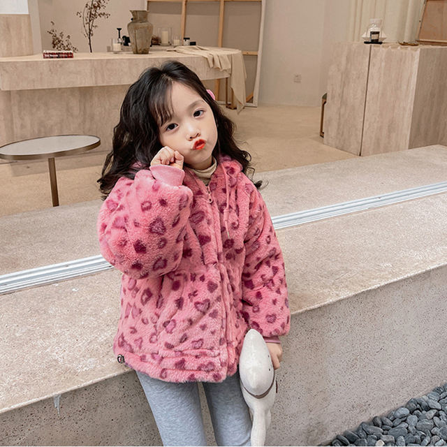 Dziewczęca krótka zimowa kurtka z kapturem Fuzzy w różowym wzorze w cętki dla dzieci od 3 do 7 lat - Wianko - 9