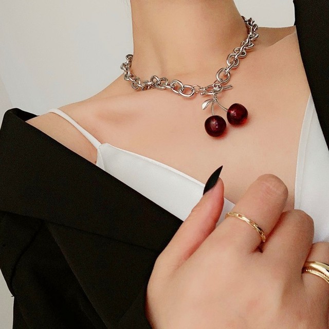 Modny naszyjnik choker z czarnym czerwonym wiśniowym łańcuszkiem dla kobiet, srebrne charmsy, geometryczny design - Wianko - 3