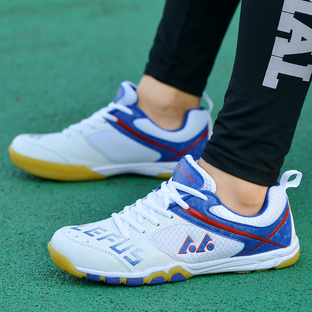 Buty sportowe do tenisa stołowego 2021 dla mężczyzn i kobiet w kolorze biało-niebieskim, lekkie, z siatkowym materiałem na treningi i zawody - Wianko - 19