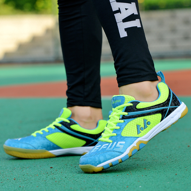 Buty sportowe do tenisa stołowego 2021 dla mężczyzn i kobiet w kolorze biało-niebieskim, lekkie, z siatkowym materiałem na treningi i zawody - Wianko - 18