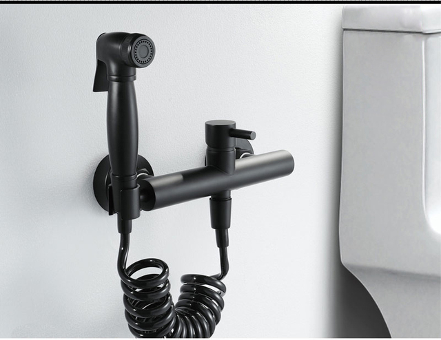 Bidet baterie umywalkowe czarny mosiądz łazienka prysznic karmiona dysza pistoletu - Wianko - 1