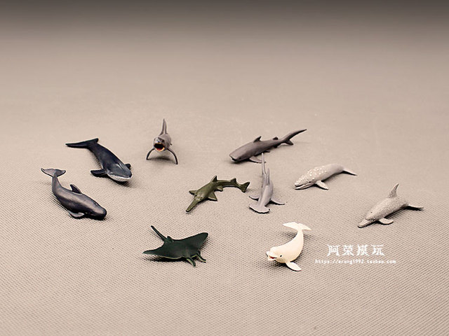 Figurka akcji Zanurkujący w miniaturze w oceanie Modele morskich zwierząt Dekoracja akwarium Akcesoria do akwarium Figurka rekina wielorybiego - Wianko - 11