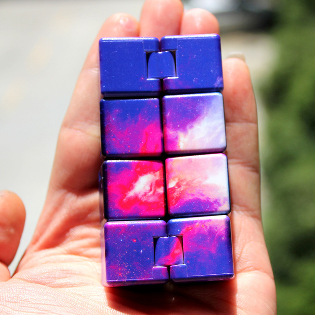 Kostka Infinity Cube Mini - Ręcznie Zabawka Palec dla Dzieci i Dorosłych, Ulga w Niepokoju i Stresie, Magiczna Kostka Bloki, Śmieszne Zabawki - Najlepszy Prezent - Wianko - 5