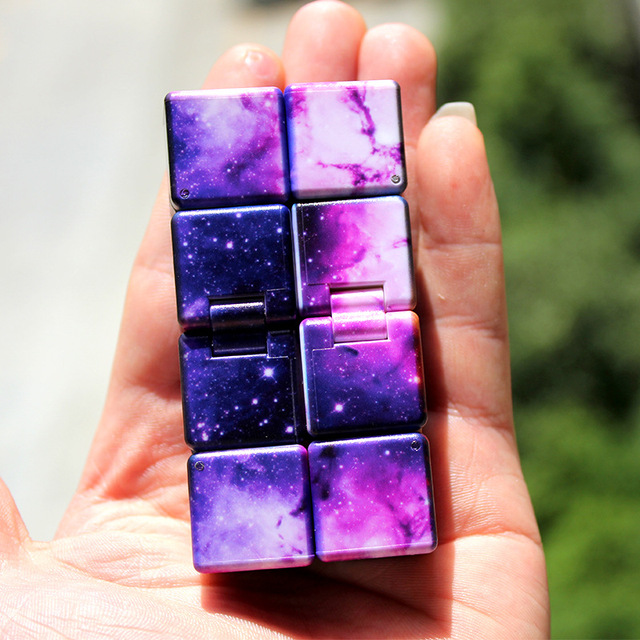 Kostka Infinity Cube Mini - Ręcznie Zabawka Palec dla Dzieci i Dorosłych, Ulga w Niepokoju i Stresie, Magiczna Kostka Bloki, Śmieszne Zabawki - Najlepszy Prezent - Wianko - 3