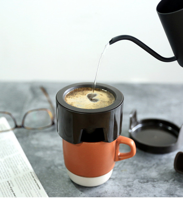 Przenośny dzbanek do kawy z odpinanym filtrem, wykonany ręcznie ze stali nierdzewnej - Wianko - 2