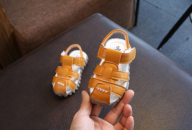 Letnie sandały niemowlęce dla dziewczynek i chłopców, miękka skórzana budowa, oddychające buty na plażę dla maluszków - Wianko - 12