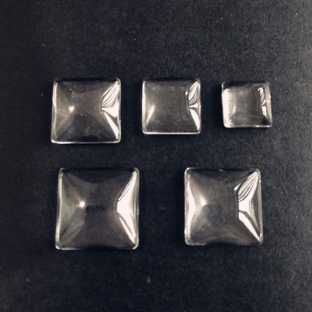 100 sztuk kwadratowych płaskich cekinów przezroczystych ze szkła szafirowego patch DIY - akcesoria do biżuterii - Wianko - 1