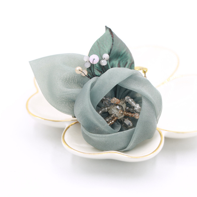 Koreańska broszka z kwiatowego wzoru - wysoka jakość, słodka biżuteria z przypinką do klapy dla kobiet - luksusowe akcesoria - Wianko - 9