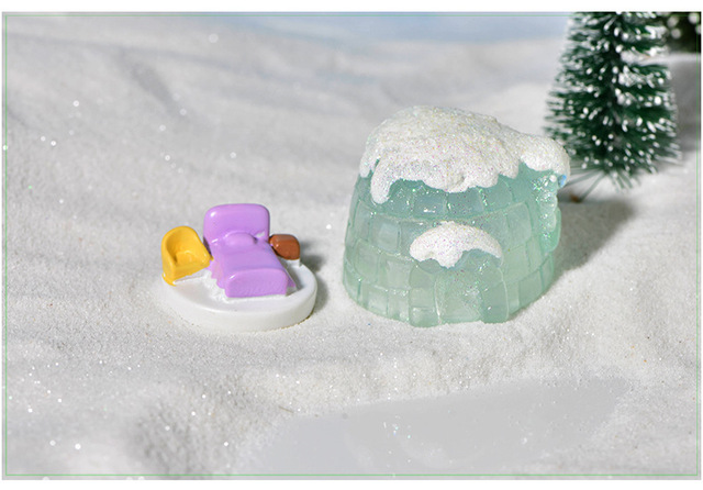 Miniaturowa dekoracja z żywicznego ciasta - Mały słodki niedźwiedź polarny wędkarstwo - Wianko - 11