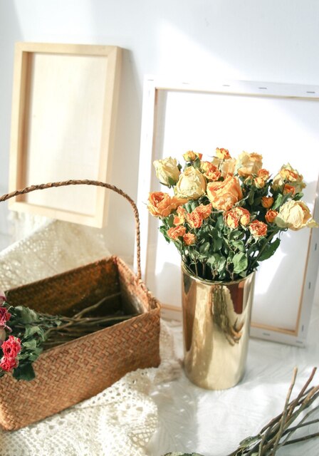 Suszone bukiet hybrydowej róży, żółta, czerwona i pomarańczowa, wintażowa dekoracja kwiatowa do domu, idealna na Walentynki - Wianko - 10