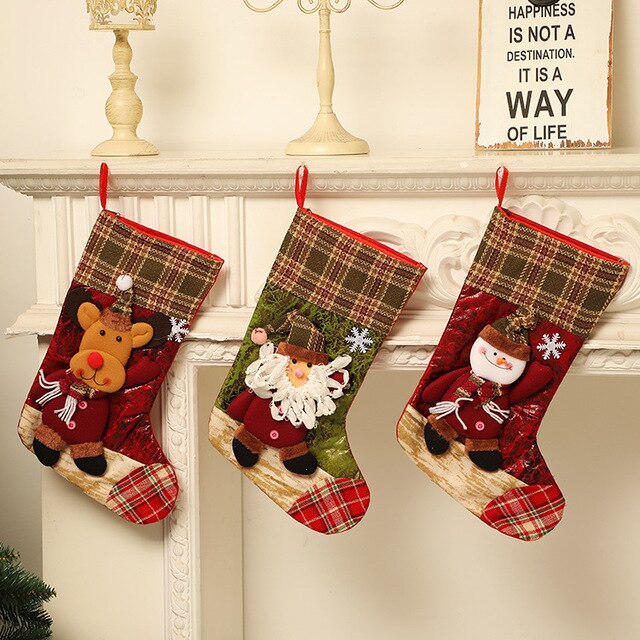Torebka świąteczna dla dzieci - worek na cukierki z motywem choinkowym i kominkowym dekoracjami - Wianko - 31