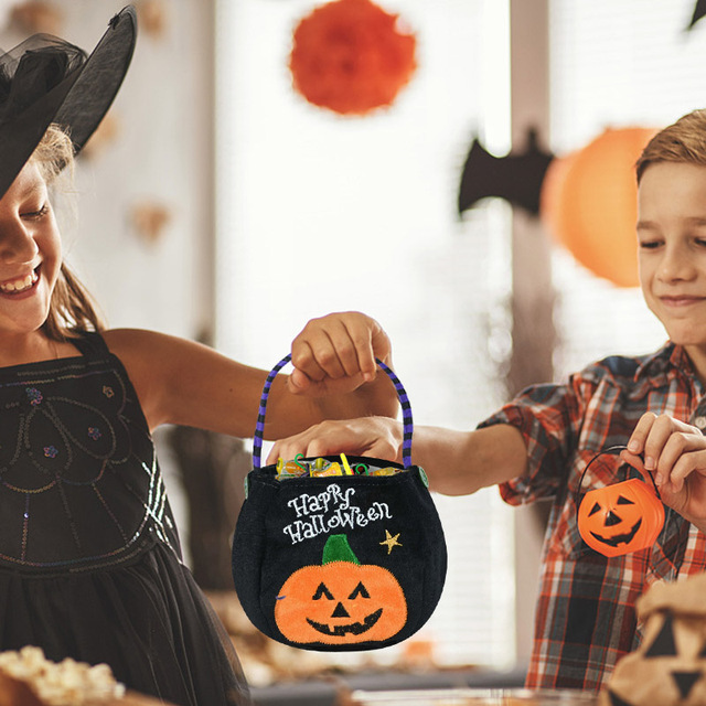 Prezent na Halloween - Przenośny worek na cukierki z motywem dyni, czarnego kota, białego ducha i czarownicy - Dekoracje imprezowe DIY - Wianko - 6