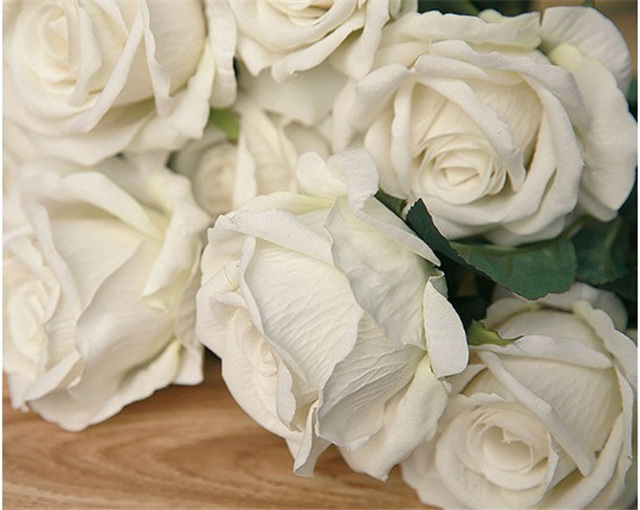 20 sztuk 50cm flanelowych róż w różowym, czerwonym, białym i niebieskim na upominek weselny, dekoracje hotelowe, bankietowe - plastikowe sztuczne kwiaty - Wianko - 5