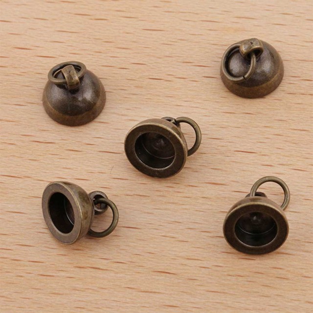 20 sztuk Metalowe mosiężne dzwonki do biżuterii DIY o średnicy 8mm - elementy do tworzenia biżuterii, zawieszki, bransoletki (0562) - Wianko - 1