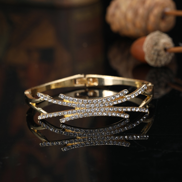Bransoletka francuskiej kobiety na urodziny, elegancka biżuteria z kryształami, delikatnie inkrustowana - Wianko - 2