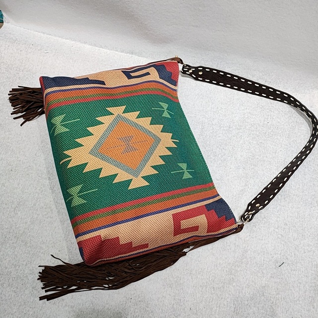 Damska torebka z unikalnym boho stylem, dużą pojemnością na zakupy i podróże, wykonana z materiału Canvas w retro design. Idealny prezent dla dziewczynek - Wianko - 27