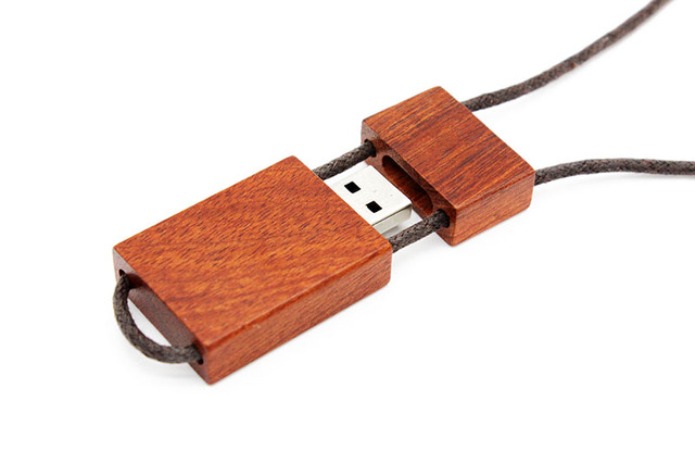 JASTER USB 2.0 Smycz Drewniany Pendrive 16GB/32GB/64GB - Darmowe Logo, Pamięć USB, Czerwone Drewno - Wianko - 10