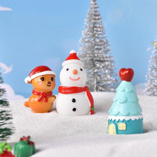 Mini ozdoby choinkowe Bożego Narodzenia - święty Mikołaj, bałwanek, renifer - dekoracje krajobrazu - Wianko - 4