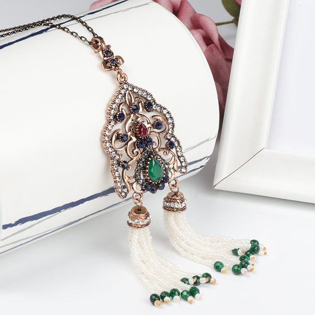 Antyczny naszyjnik indyjski Kinel z podwójnym kwiatowym wisiorkiem i dwoma chwostami, złoty kryształ, styl vintage, biżuteria ślubna - Wianko - 19