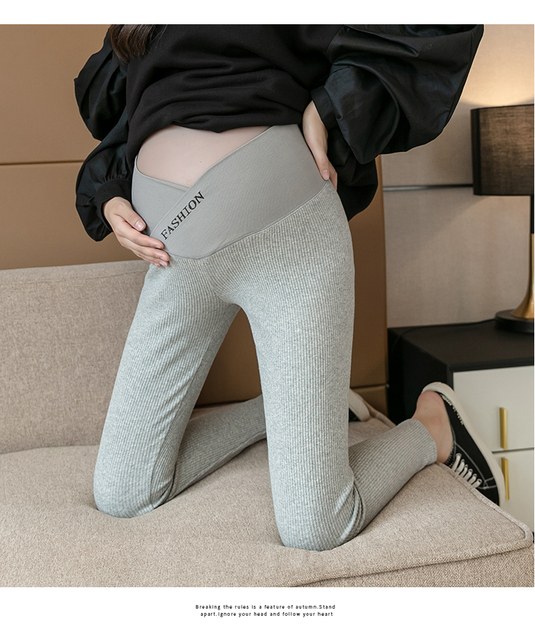 Spodnie capri ciążowe z nisko profilowaną talią, wykonane z bawełny - na co dzień i jesień, dla komfortu i stylu w trakcie ciąży - Wianko - 26