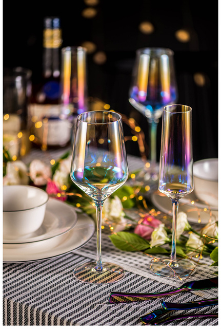 Zestaw 2 kreatywnych kieliszków do wina: kolorowe, szklane, szampanowe, dekoracyjne, kryształowe - idealne na urodziny i prezenty - Wianko - 1