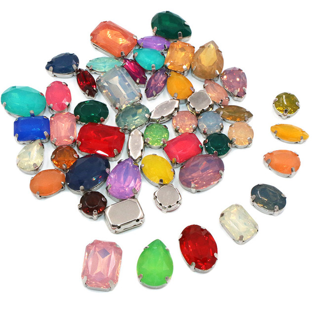 50 sztuk dodatków odzieżowych z kryształami górskimi w mieszanych kolorach i kształtach, idealnych do rękodzieł DIY - Wianko - 1