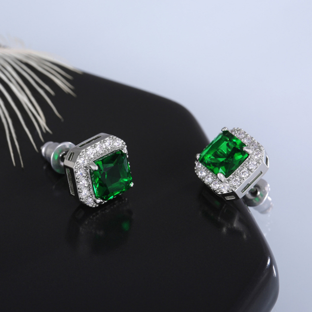 Nowoczesne kolczyki zielone z cyrkoniami i kryształami dla kobiet - idealne na ślub - Wianko - 6