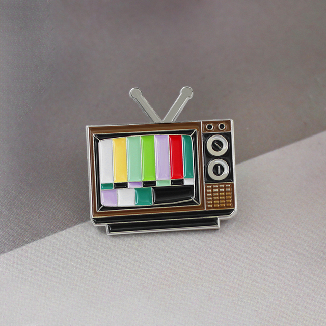 Broszka Vintage TV Pin - brak sygnału z lat 80. z tęczowym kolorem - Wianko - 2