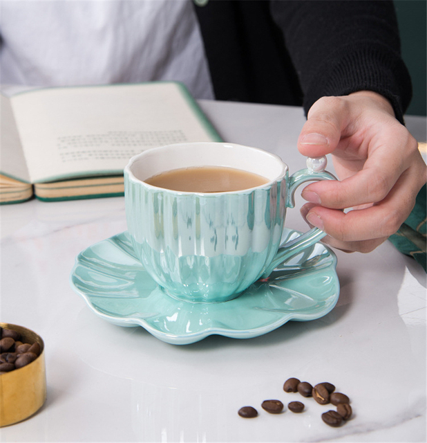 Filiżanka do kawy ceramiczna z ozdobnym spodkiem - prosta jednokolorowa porcelanowa filiżanka w kształcie muszli, do użytku w domu i biurze - Wianko - 12