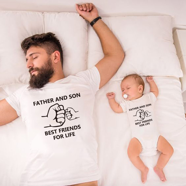 T-shirt Ojciec i syn - najlepsi przyjaciele na całe życie, z nadrukiem, pasujący do rodziny, dla taty i syna, ubranie rodzinne - Wianko - 3
