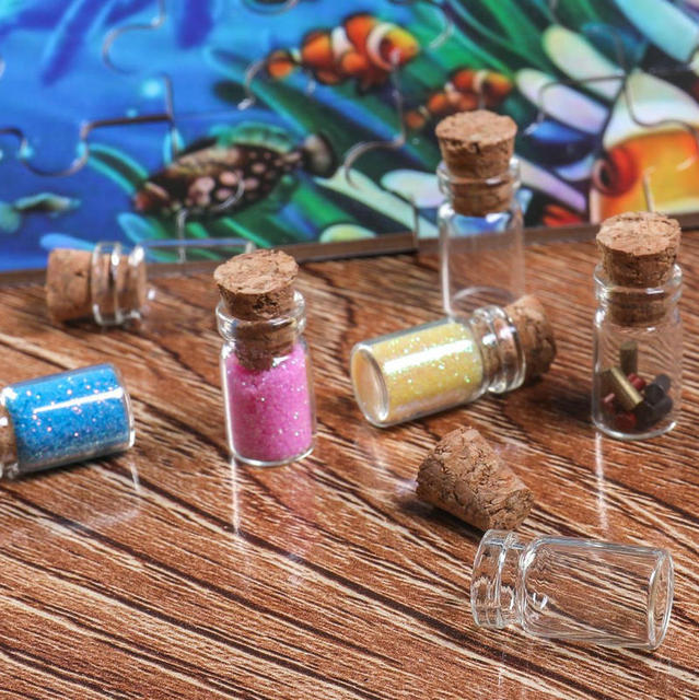 200 sztuk pustych małych słoików z korkową zatyczką 0.5ml 10x18mm szklanych fiolek ozdobnych mini butelek dla majsterkowiczów - Wianko - 5