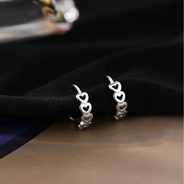 Kolczyki w kształcie serca z wytłoczeniami, wykonane z 925 srebra - trendy i stylowe dla kobiet - Wianko - 12