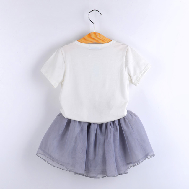 Zestaw ubrań dla dzieci - T-shirt z cekinami i sukienka w nowoczesnym letnim stylu - Wianko - 2