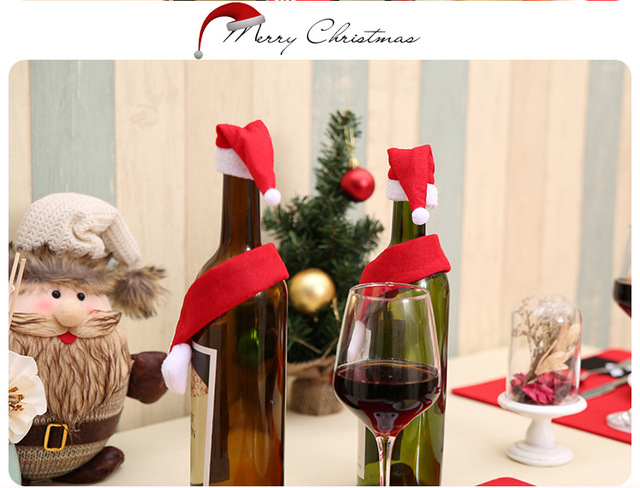 Pokrowiec na butelkę wina z motywem bożonarodzeniowym - kapelusz i szalik w prostym projekcie - Wianko - 4
