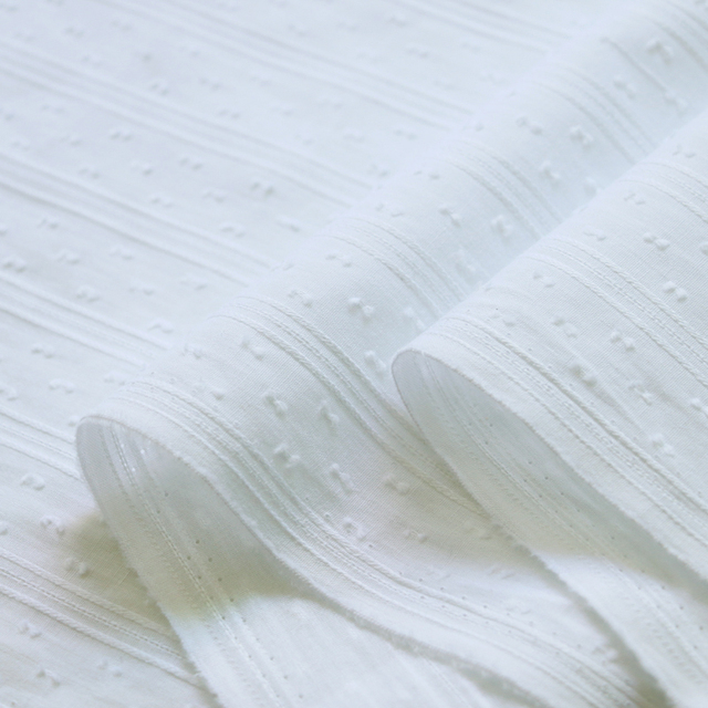 Biała żakardowa bawełna - 100cm x 147cm - tkanina z paskami i kropkami - Wianko - 4